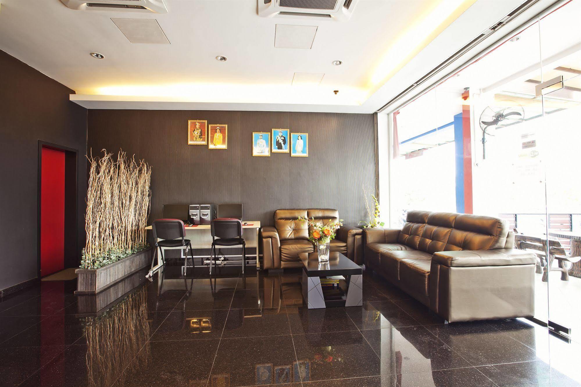 In@Hotel Джохор-Бару Экстерьер фото